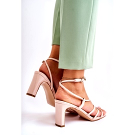 WS1 Klassiska lackade sandaler på höga klackar Beige Milani 2