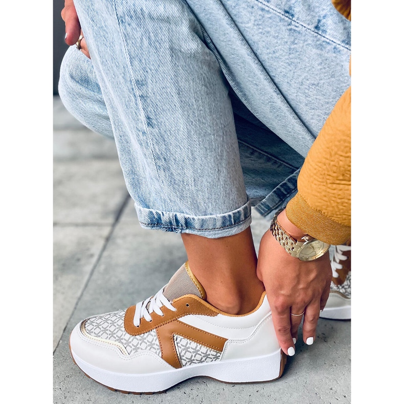 Akira White Trainers vit brun 1