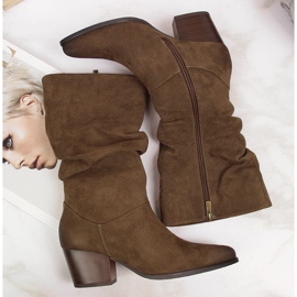 Korta skrynkliga stövlar för kvinnor Vinceza brun 2