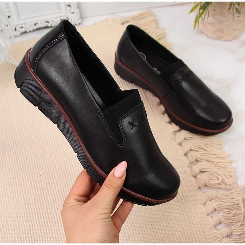 Bekväma damskor i läder svart Filippo 2