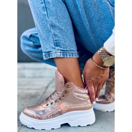 Sportskor på Cabral Champagne underdräkt rosa 2