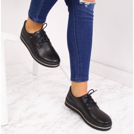 Damskor i svart läder Helios 380 1