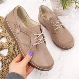 Bekväma damskor i läder i beige Helios 715 2