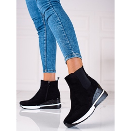 Vinceza damsportstövlar på en svart kil 1