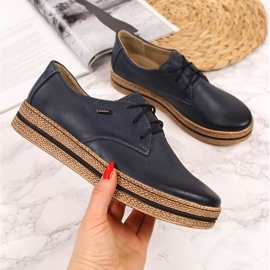 Damskor i läder på en marinblå plattform Helios 380 1