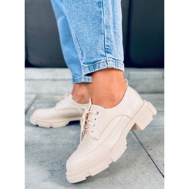 Loafers på hög Unna Beige sula 1