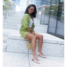 Beiga pumps på Makka-stolpen beige 2