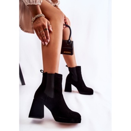 Mockastövlar på tjock klack Laura Messi 2519 Svart 1