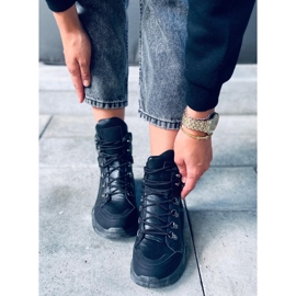 Brita Black högskola svart 2