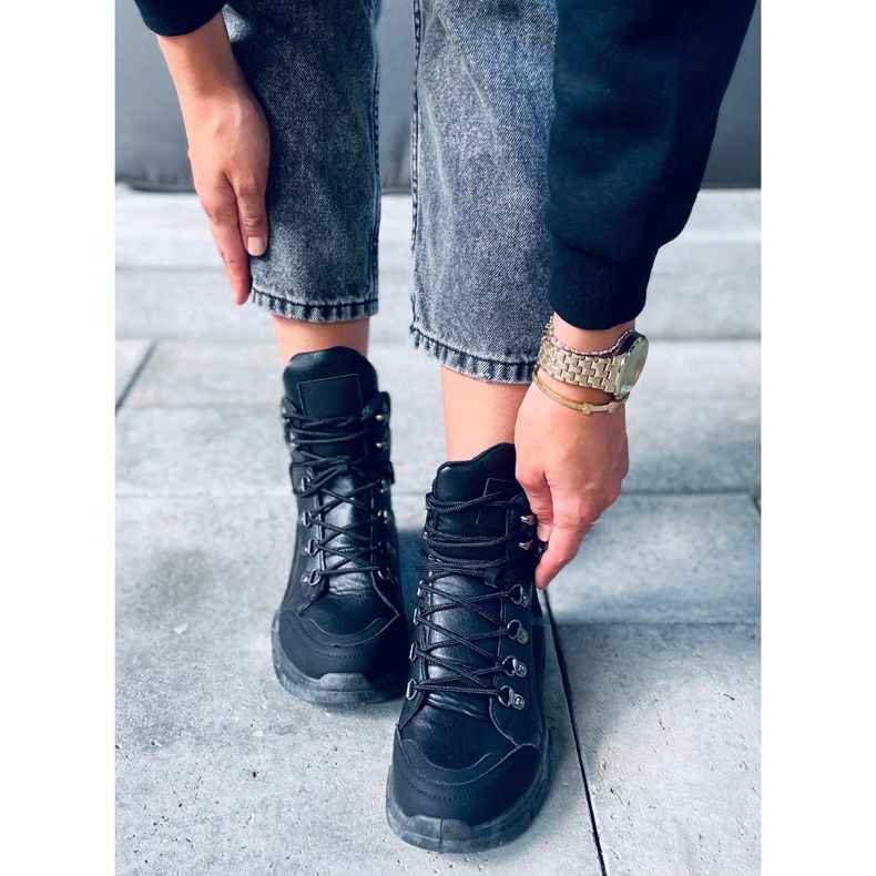 Brita Black högskola svart 2