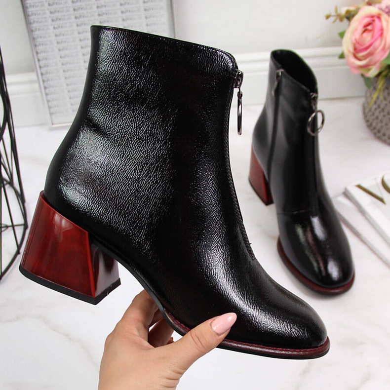 Svarta Filippo patentlackerade damstövlar 2