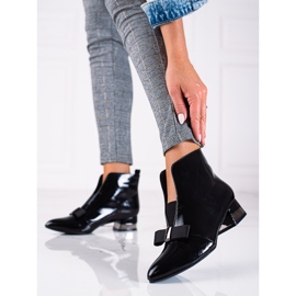 T.Sokolski Eleganta Sokolski svartlackade damstövlar 1
