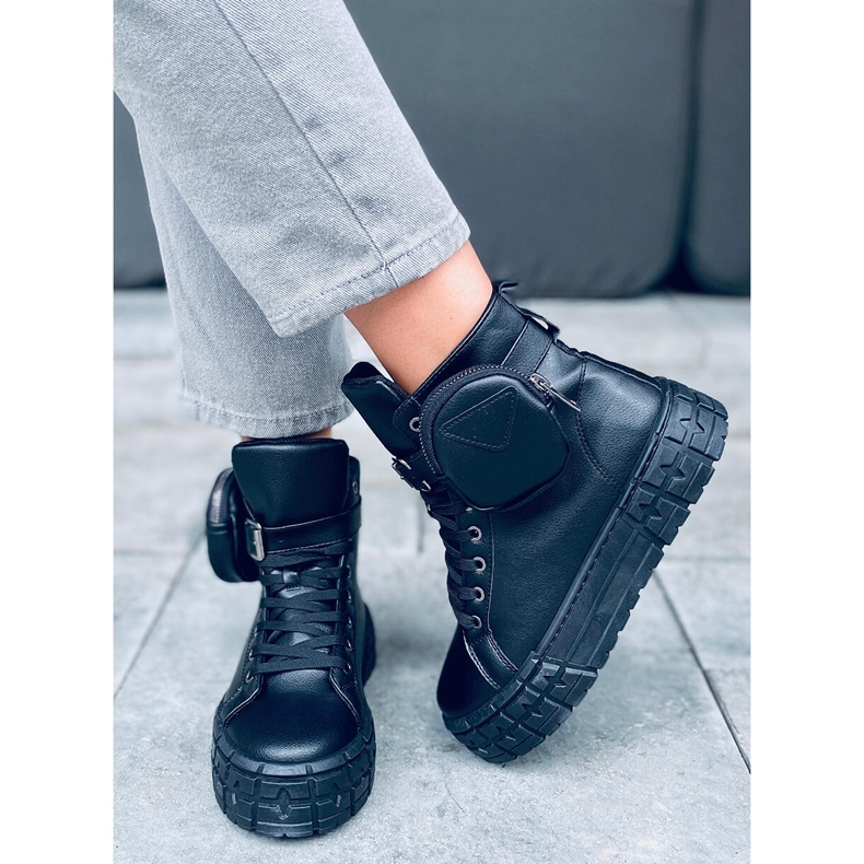 Black Burn Black sneakers svart 1