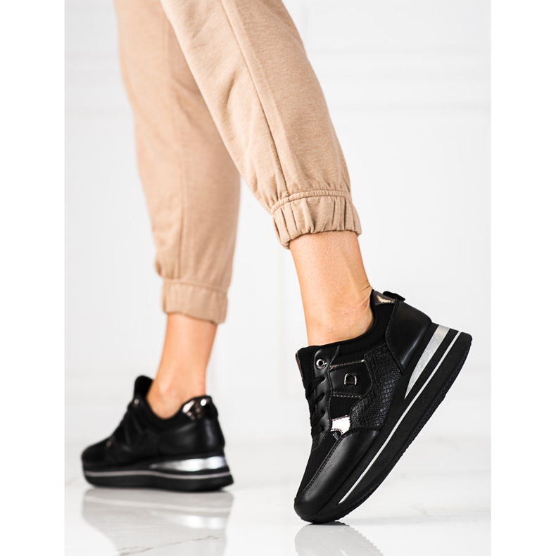 Svarta sneakers för kvinnor på Shelovet-kilen 2