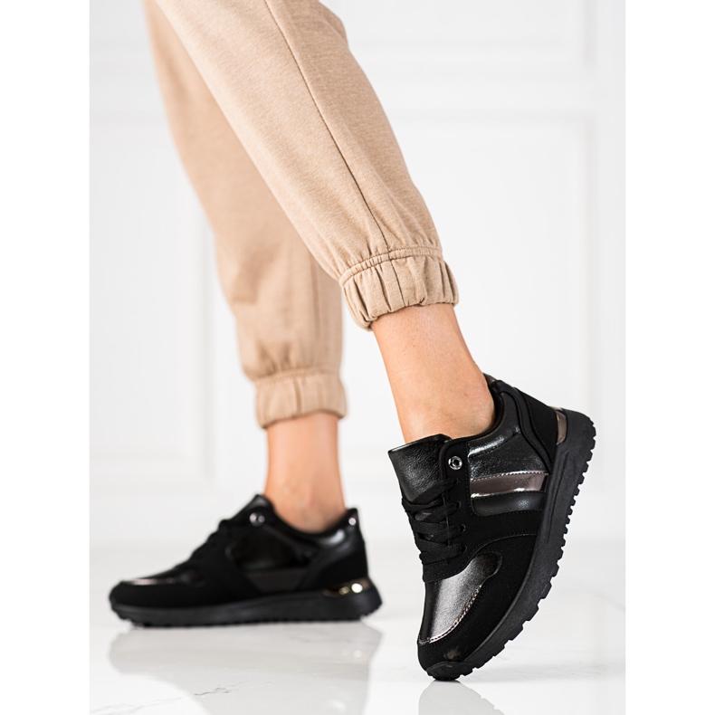 Shelovet snörade damsneakers svarta 1