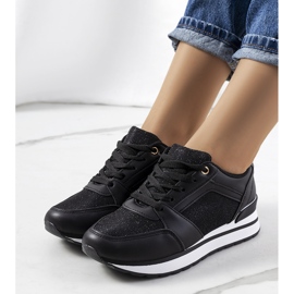 Zarema svarta sneakers 1