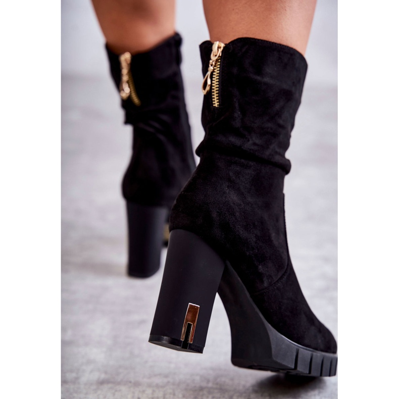 PG1 Mocka Höga Stövlar På En Klack Svart Volter 2