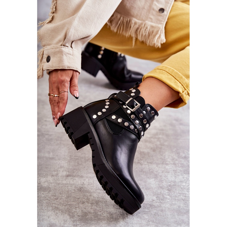 PG1 Damkängor i läder med dekorativa dubbar Svart Sanchez 1