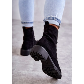 PG1 Svarta malesia stövlar i mocka med dekorativa ränder 2