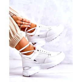 PG1 Glänsande sportskor för kvinnor på en kil, vit aktivitet 5