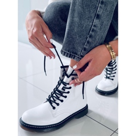 PA1 Carol White martensiaki stövlar vit 2