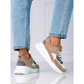 Bekväma Shelovet-sneakers för kvinnor på en tjock beige plattform brun 1