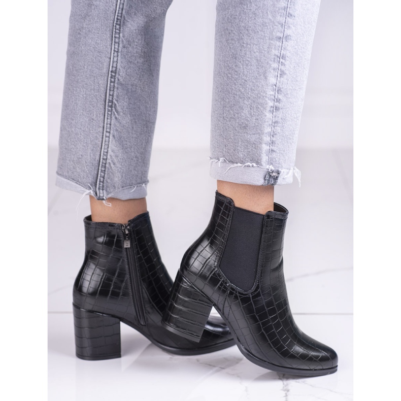 Jodhpur stövlar på Shelovet stolpsvarta med mönster 1