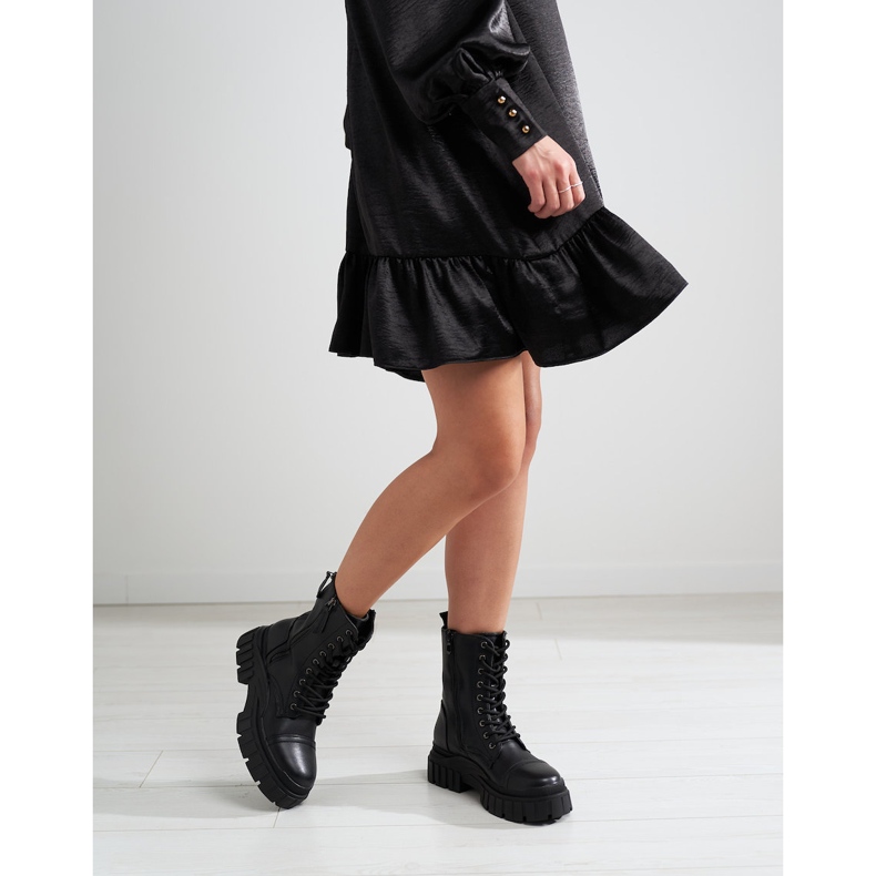 Svarta Shelovet damväskor med dekorativ dragkedja 1