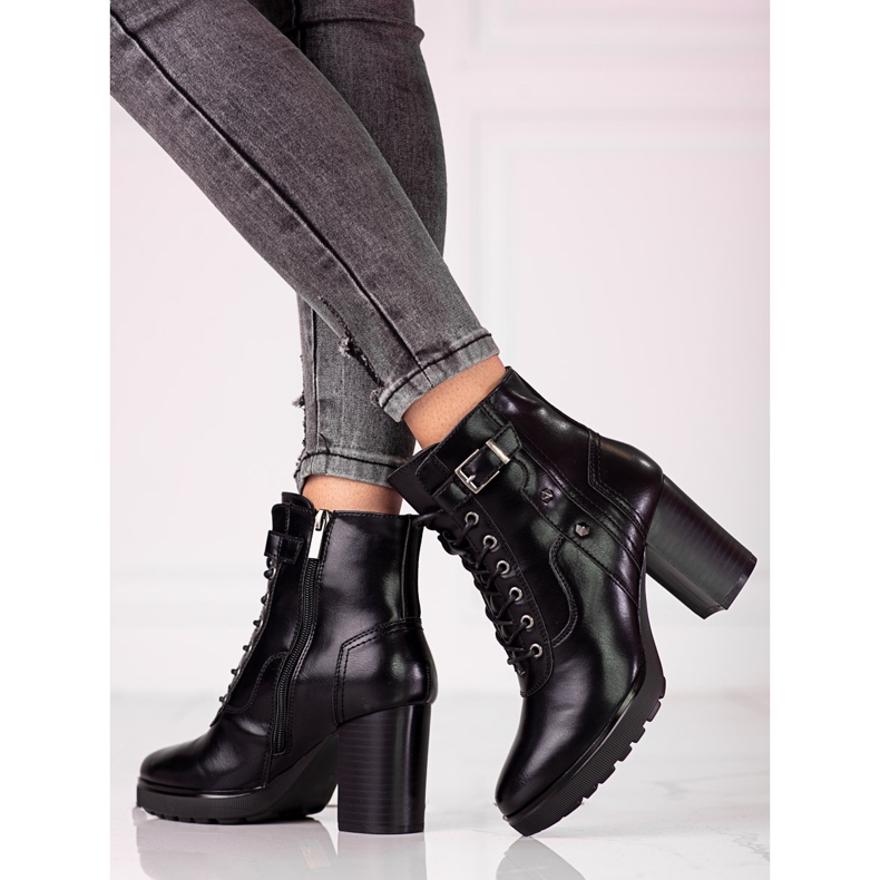 Snörade damväskor på Shelovet-stolpen svart 1