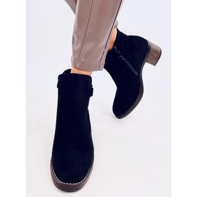 Klassiska högklackade stövlar Marsha Black svart 1