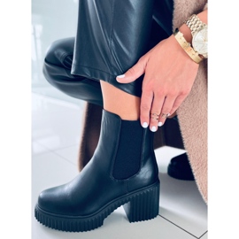 Janet Black högklackade stövlar svart 2