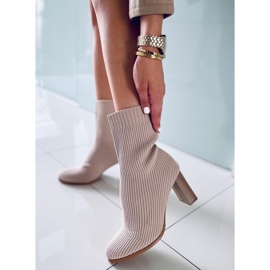Högklackade sockstövlar från Hermione Taupe beige 2
