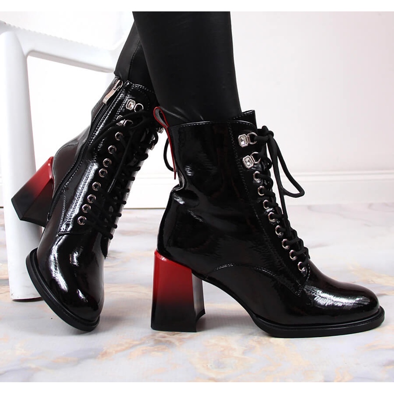 S.Barski Svarta isolerade svarta stövlar från S. Barski 1