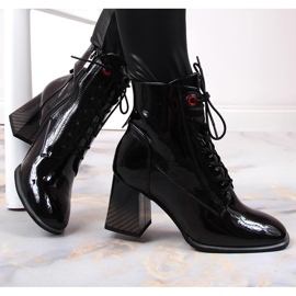 S.Barski Svarta isolerade svarta stövlar från S. Bararski 1