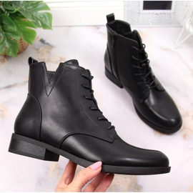 S.Barski Svarta snörstövlar med dragkedja från S. Barski 1