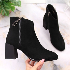 S.Barski Damkängor på svart mockablock av S. Bararski 1