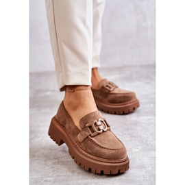 FB2 Dambrogues mocka med mörkbeige Leeza-dekoration 1