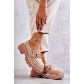 FB2 Dambrogues med en prydnad Beige Leeza 2