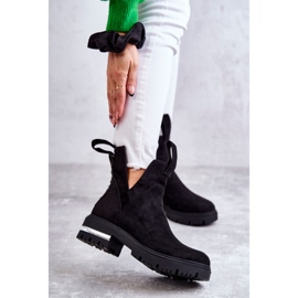 PS1 Svarta Elvera mockaskor med utskärningar 1