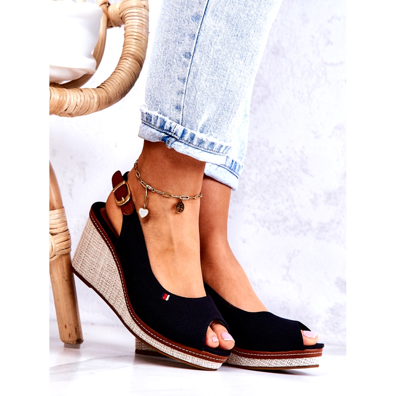 PS1 Bekväma sandaler för kvinnor med spänne, svarta thallas 2