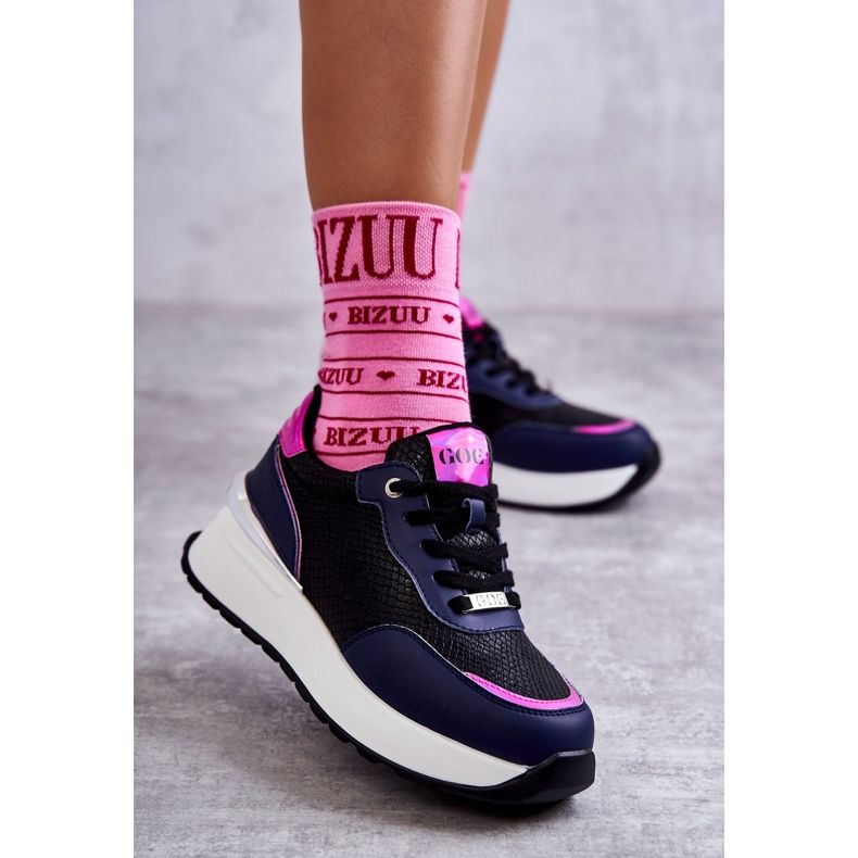 Damsportskor på kil GOE KK2N4081 Svart-Marinblå 1