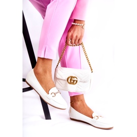 Kvinnors lädermockasiner med dekoration, vit 2