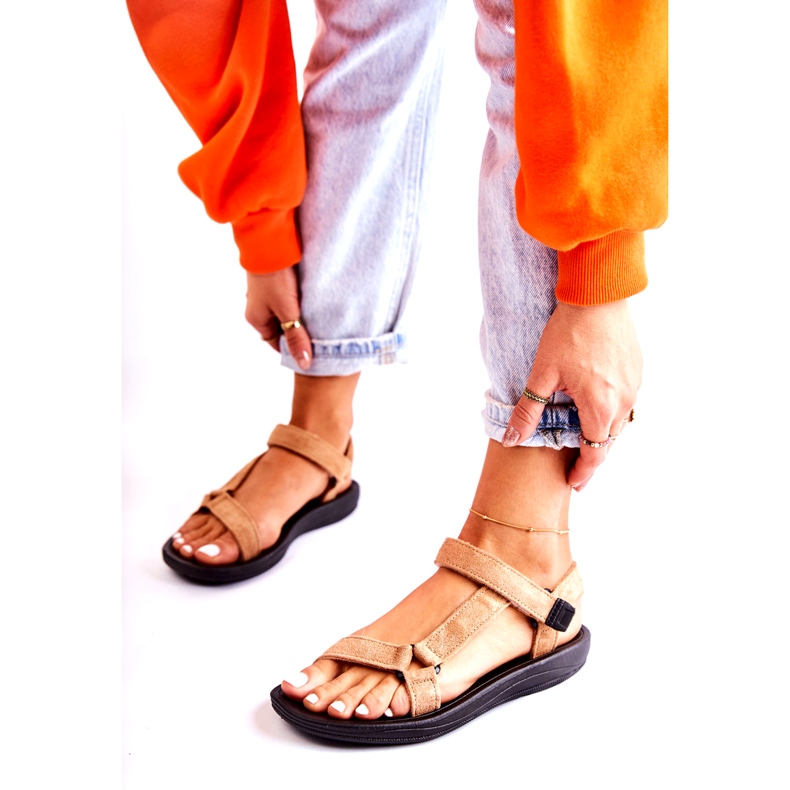 PM1 Sportsandaler i mocka för kvinnor Mörkbeige Harris 2