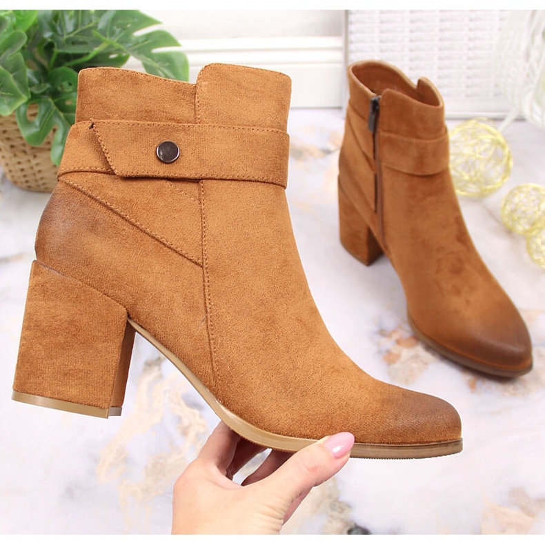 Laura La.Fi-kängor i varma mocka för kvinnor brun 1