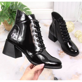 Damstövlar på dekorativ svart Vinceza-klack 1