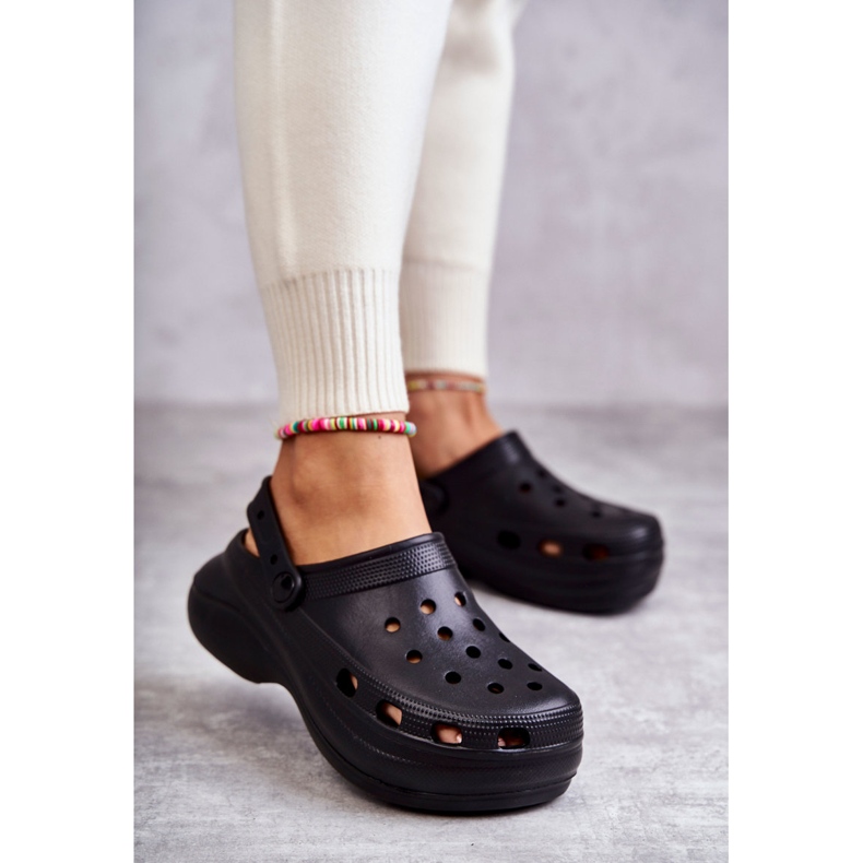 FS1 Kvinnors Crooks Black Foam Tofflor Coline svart 1