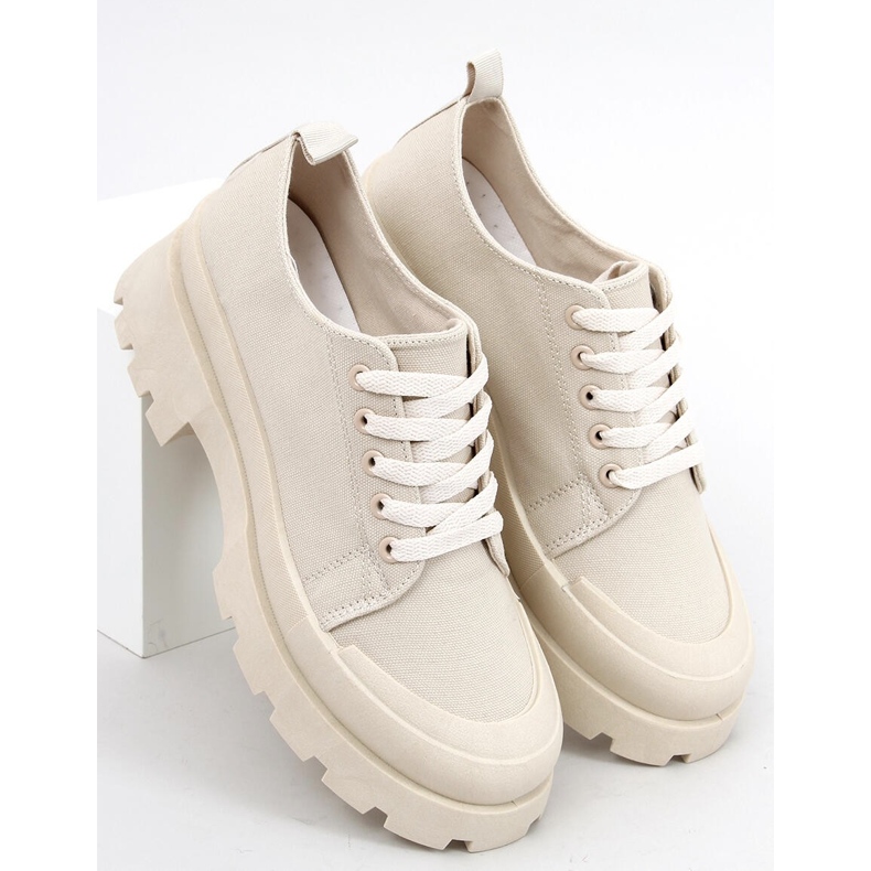 PA1 Golv Beige vandringssneakers 1