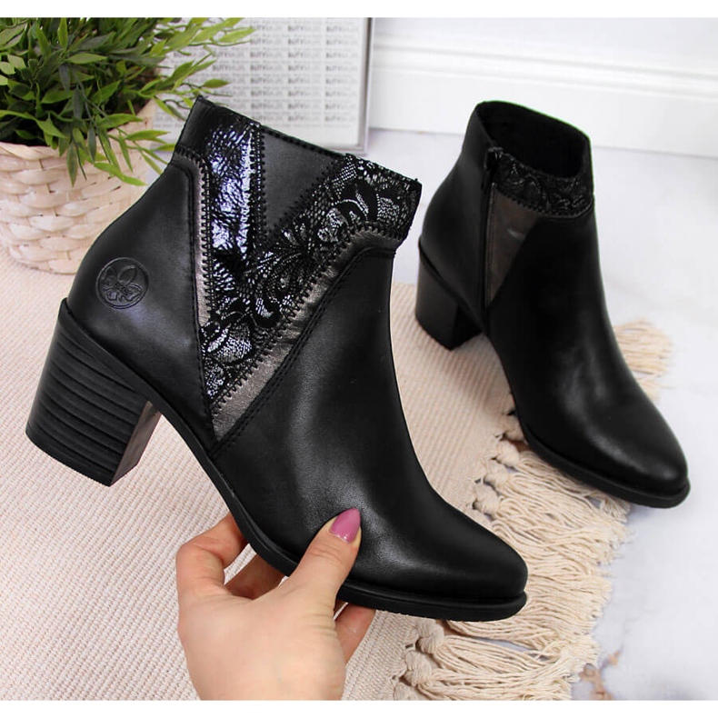 Skinnstövlar för kvinnor på postsvarta Rieker Y2063-00 1