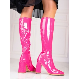 Kvinnors stövlar på Shelovet-stolpen gjorda av lackerat ekologiskt läder, rosa 1