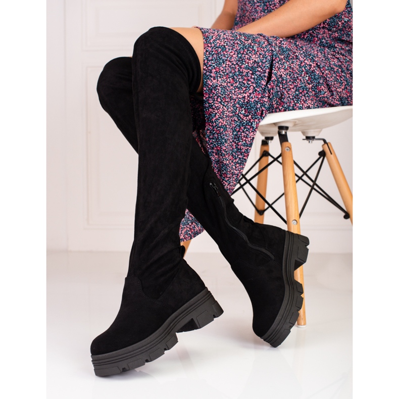 Shelovet lårhöga stövlar för kvinnor på en svart plattform 2